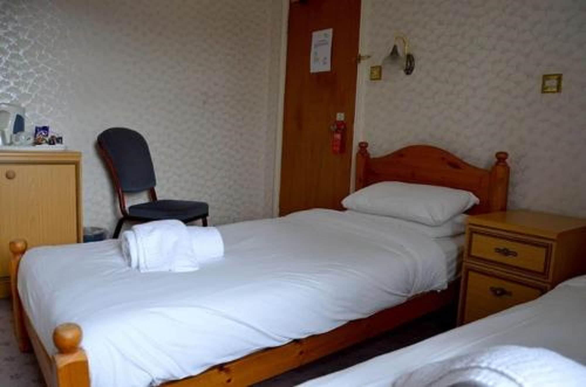 Uno Hotel Thames Maidenhead Exteriör bild