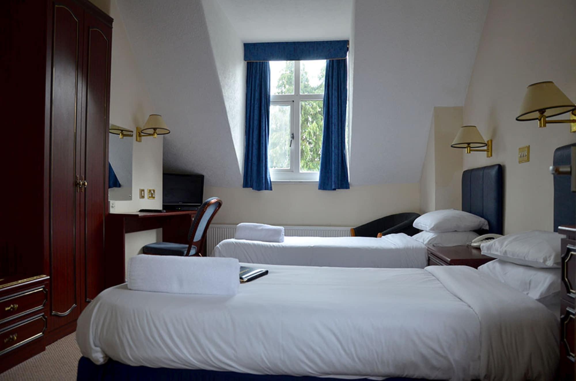 Uno Hotel Thames Maidenhead Exteriör bild