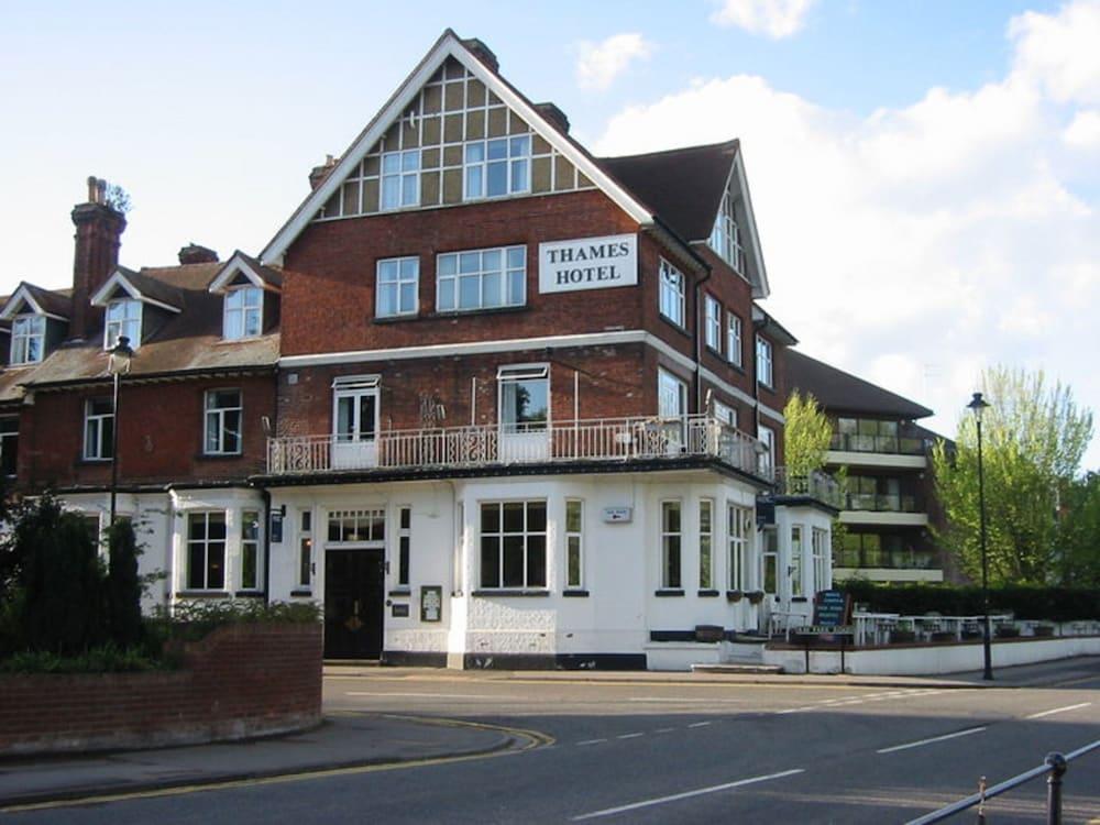 Uno Hotel Thames Maidenhead Exteriör bild